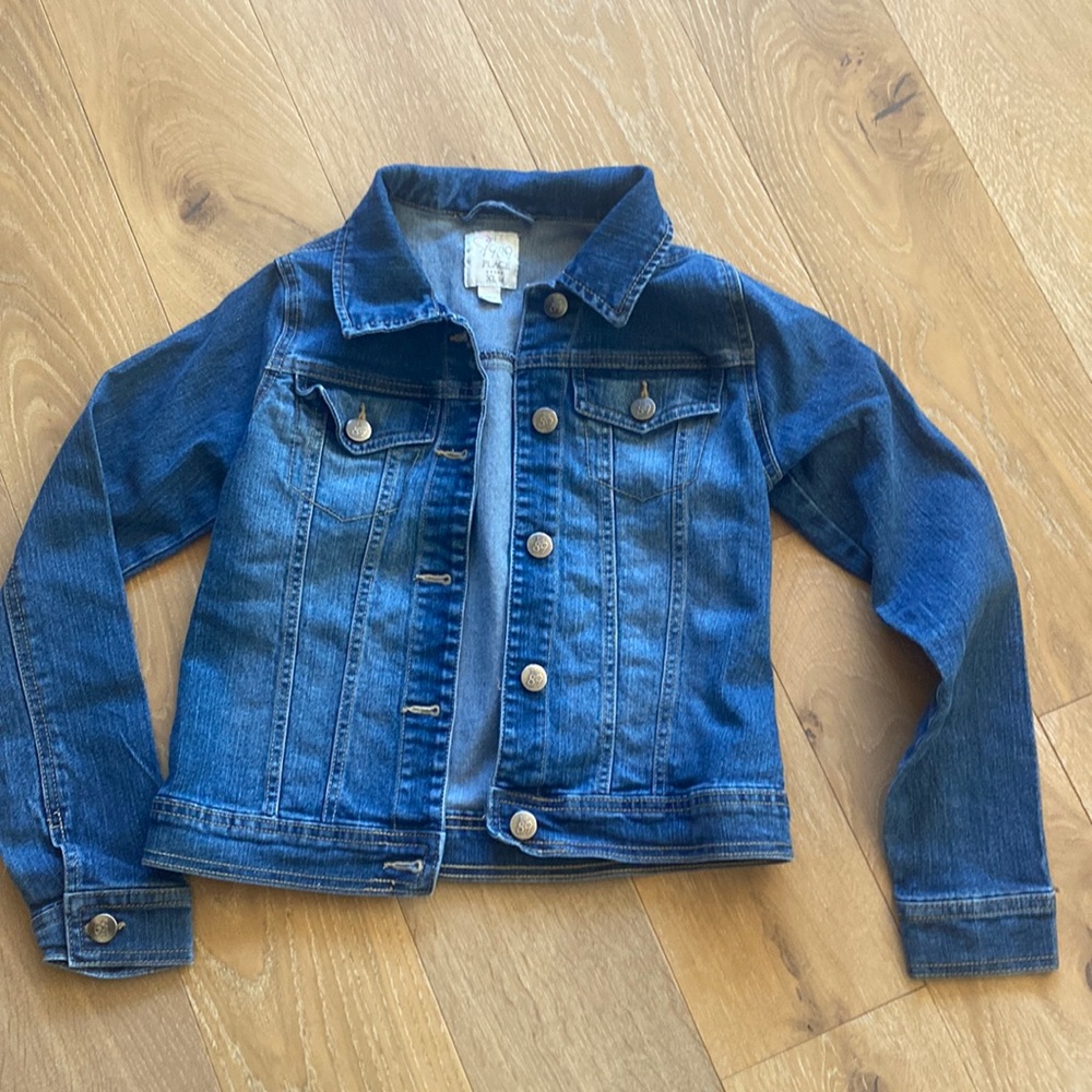Denim jacket size 14 XL good condition.